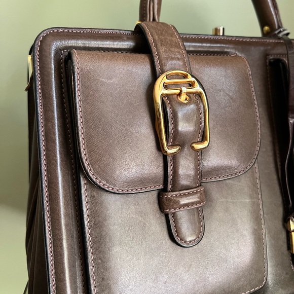 Locking Travel Handbag, Leather Satchel with Original Key, Authentic Vintage - Picture 14 of 16